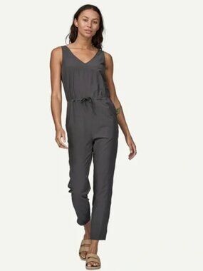 Patagonia Fleetwith Jumpsuit Ink Black Charcoal Athleisure Hiking M